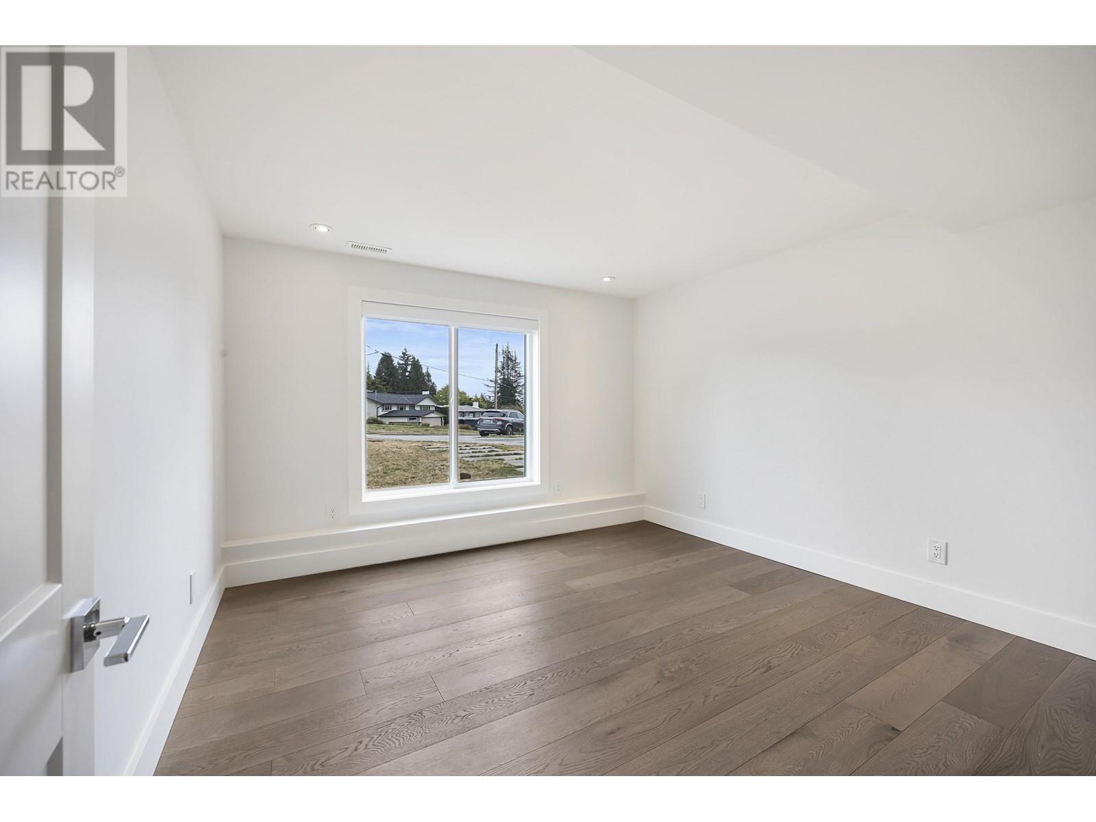 1727 Charland Avenue, Coquitlam, British Columbia  V3K 3L9 - Photo 34 - R2811660