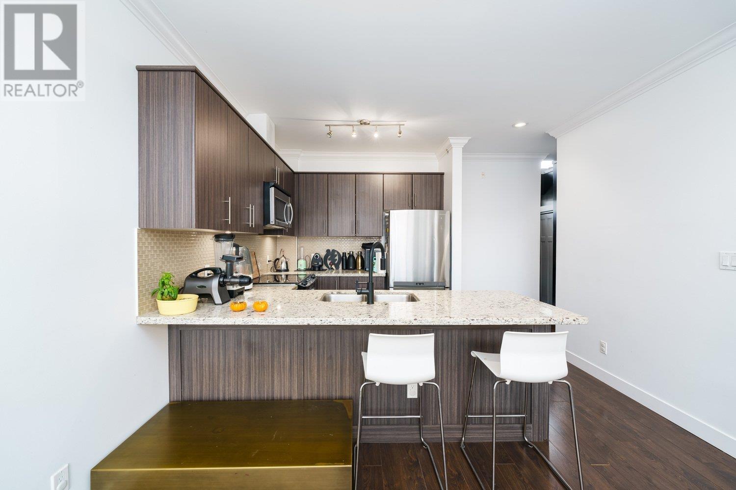 416 6888 Royal Oak Avenue, Burnaby, British Columbia  V5J 4J2 - Photo 4 - R2829213