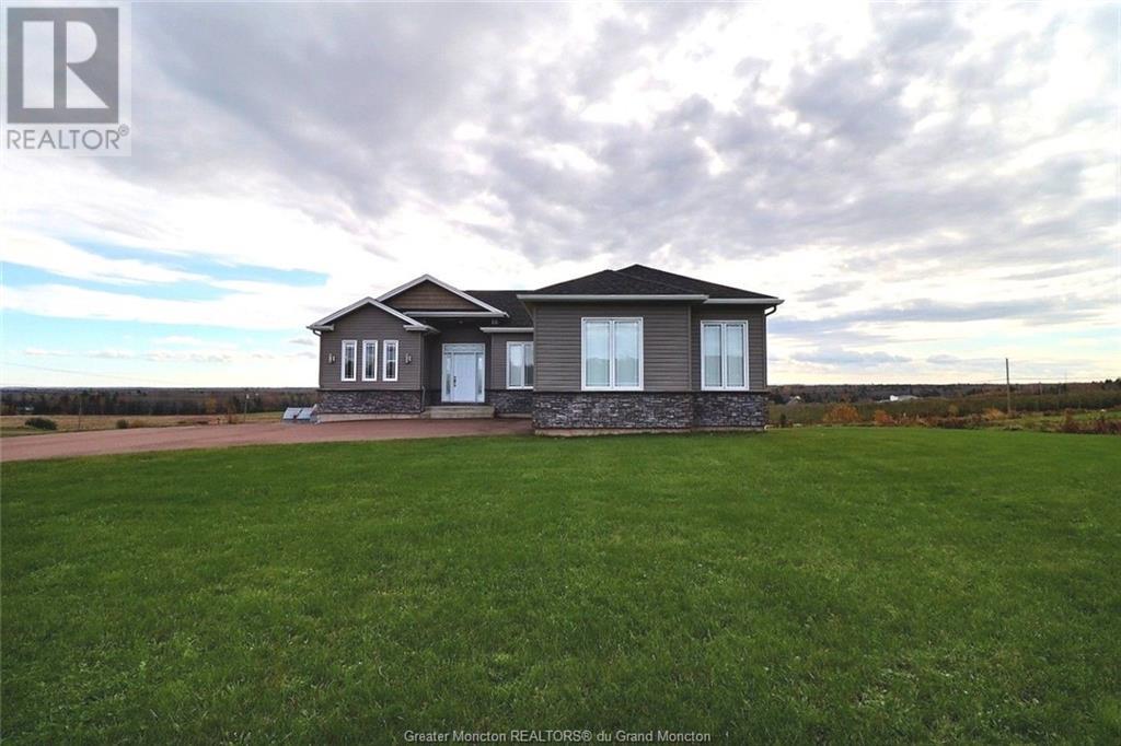 4 Irishview St, Irishtown, New Brunswick  E1H 0J4 - Photo 2 - M156000