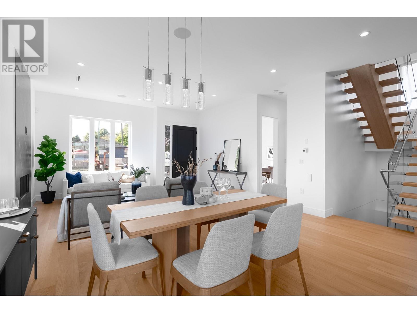 20 N Macdonald Avenue, Burnaby, British Columbia  V5C 1T6 - Photo 4 - R2829199