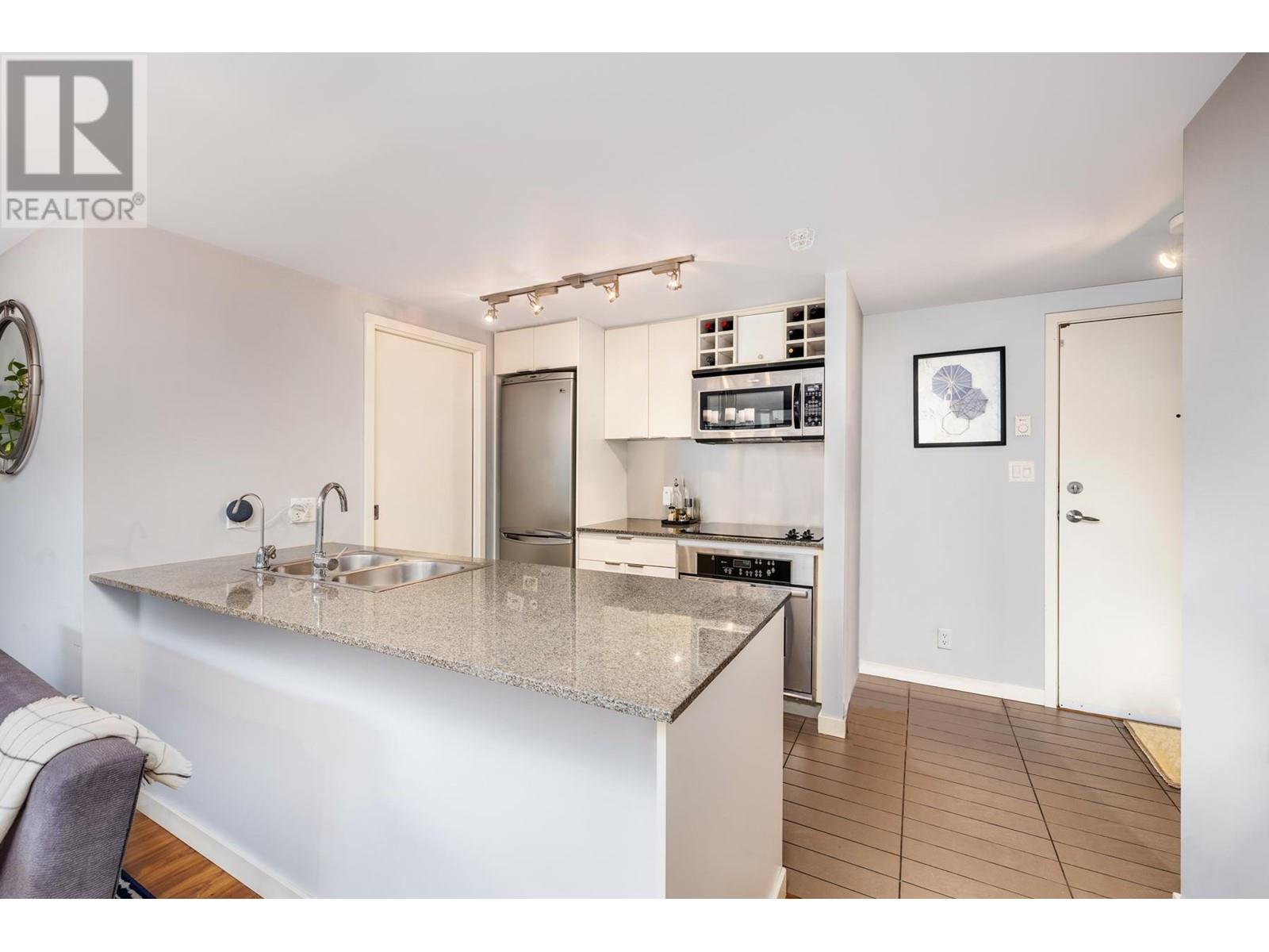 302 788 Hamilton Street, Vancouver, British Columbia  V6B 0E9 - Photo 11 - R2812262