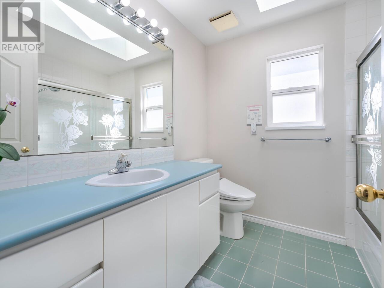 1210 Salter Street, New Westminster, British Columbia  V3M 5A7 - Photo 22 - R2828805