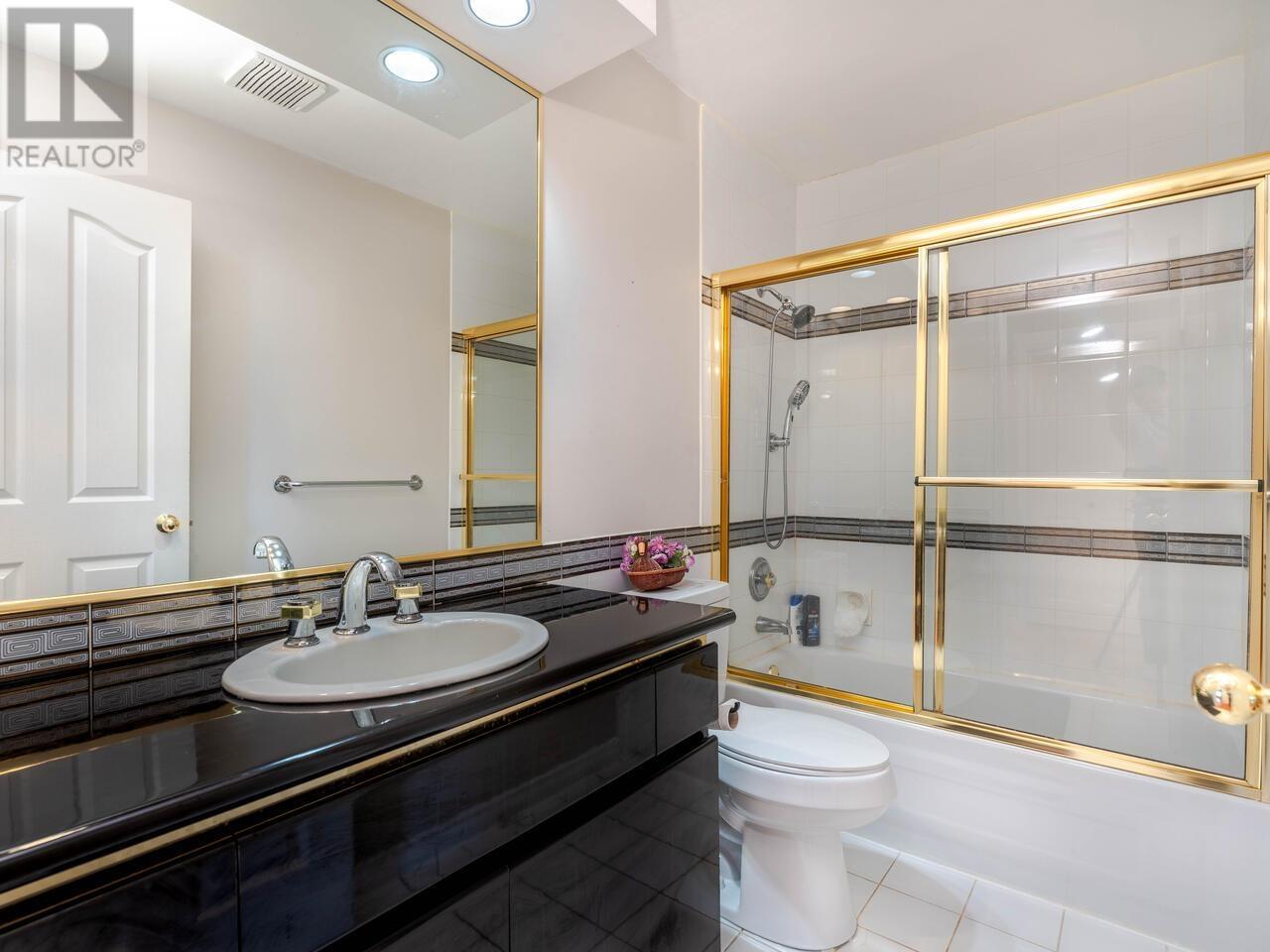 1210 Salter Street, New Westminster, British Columbia  V3M 5A7 - Photo 11 - R2828805