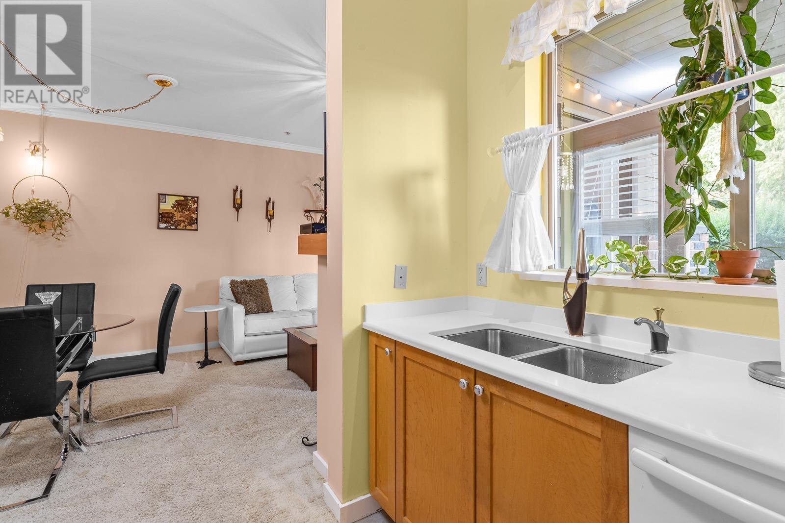 111 808 Sangster Place, New Westminster, British Columbia  V3L 5W3 - Photo 16 - R2829262