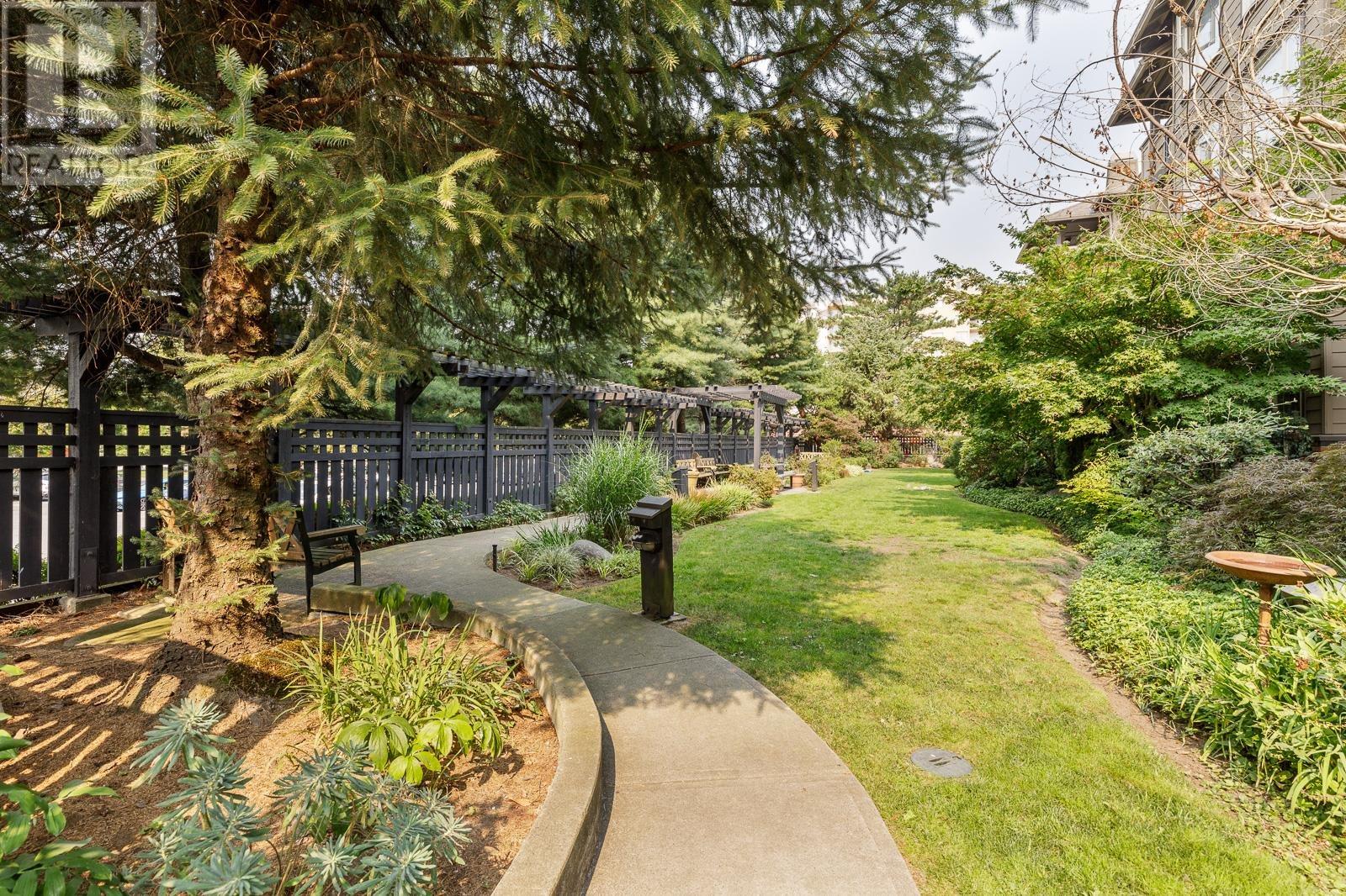 111 808 Sangster Place, New Westminster, British Columbia  V3L 5W3 - Photo 27 - R2829262