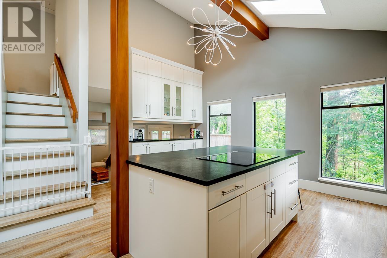 759 Wellington Drive, North Vancouver, British Columbia  V7K 1K8 - Photo 8 - R2829258