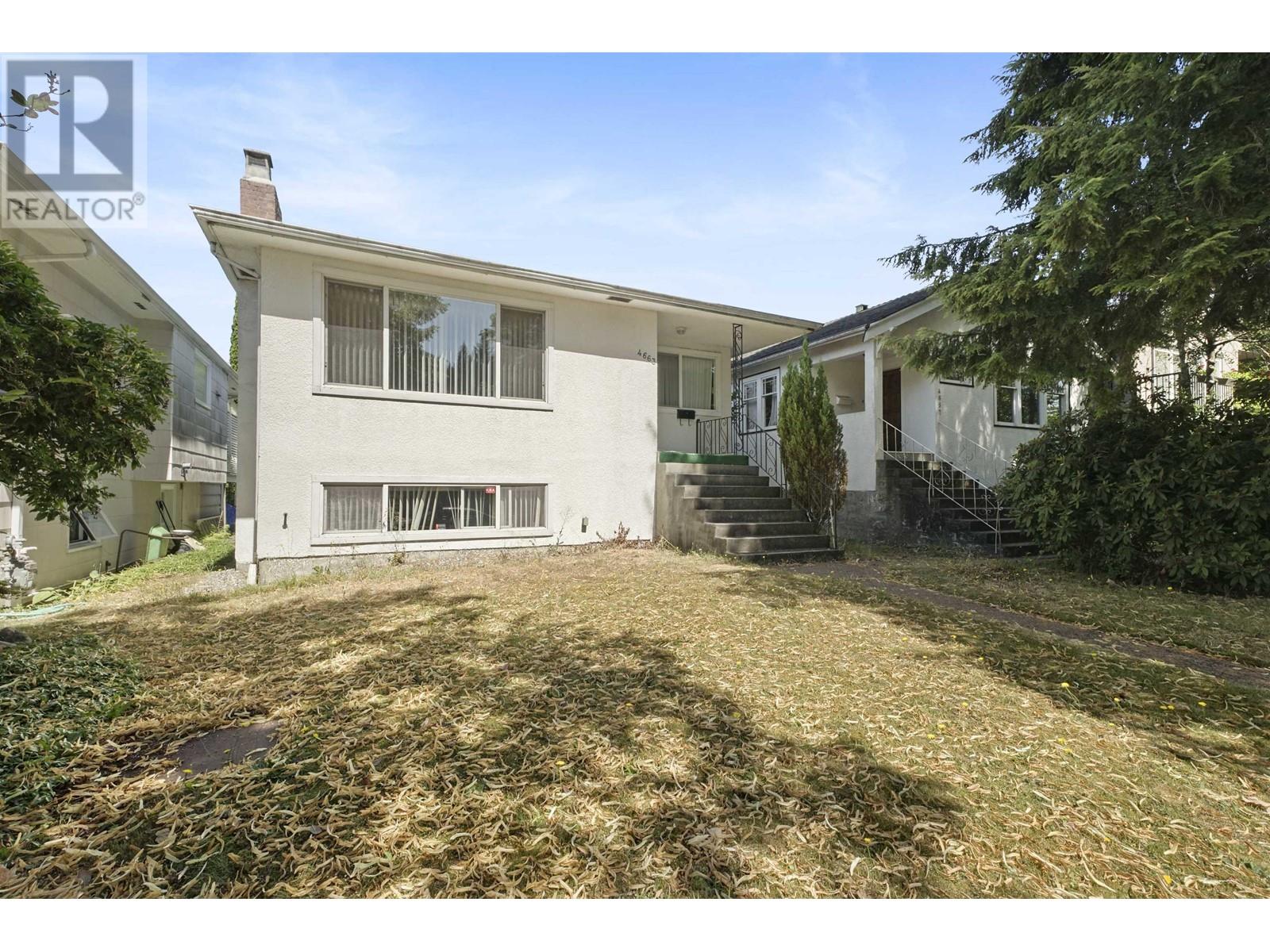 Listing Picture 2 of 26 : 4663 W 15TH AVENUE, Vancouver / 溫哥華 - 魯藝地產 Yvonne Lu Group - MLS Medallion Club Member