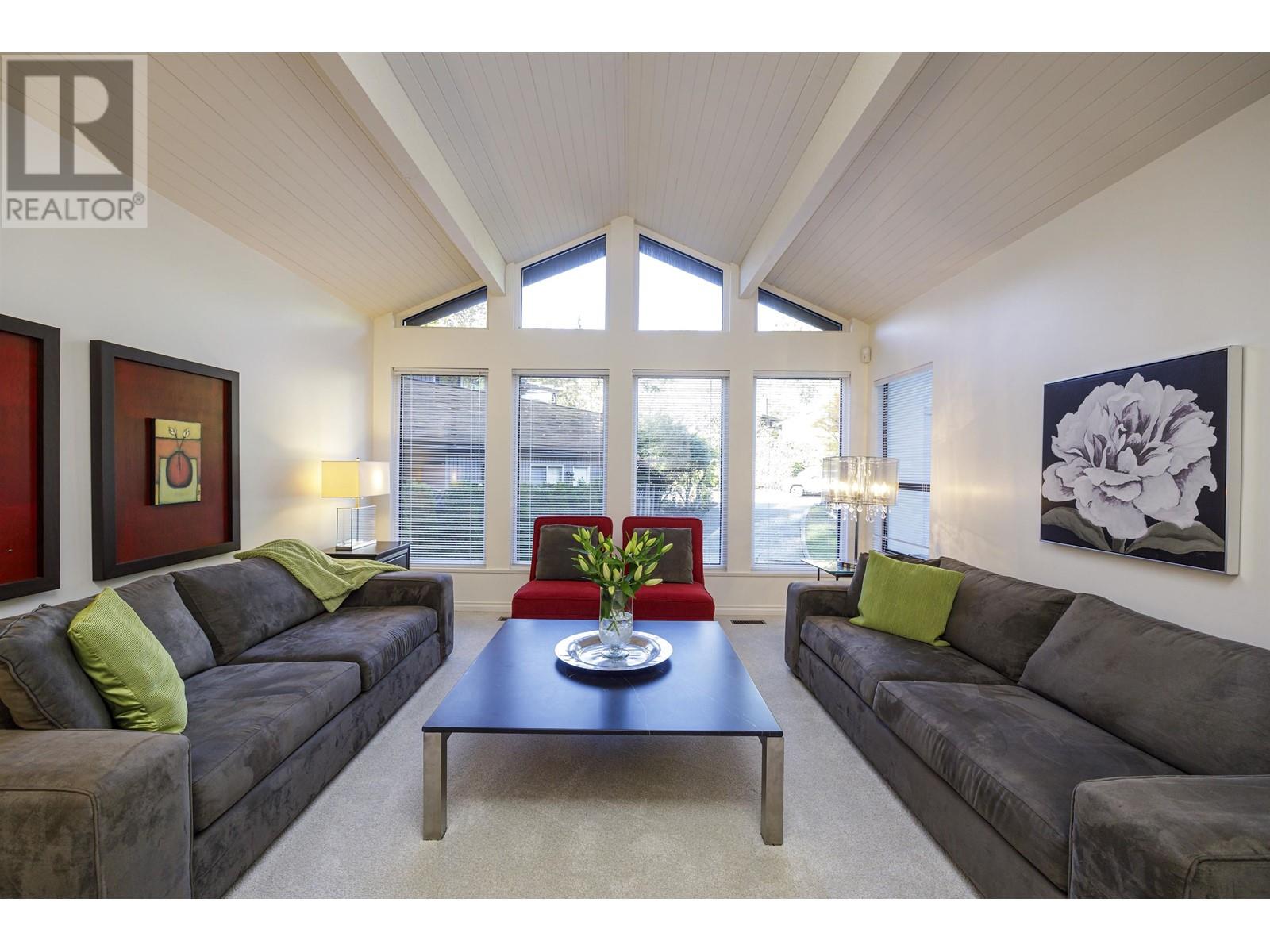 1069 Blue Grouse Way, North Vancouver, British Columbia  V7R 4N7 - Photo 29 - R2828550