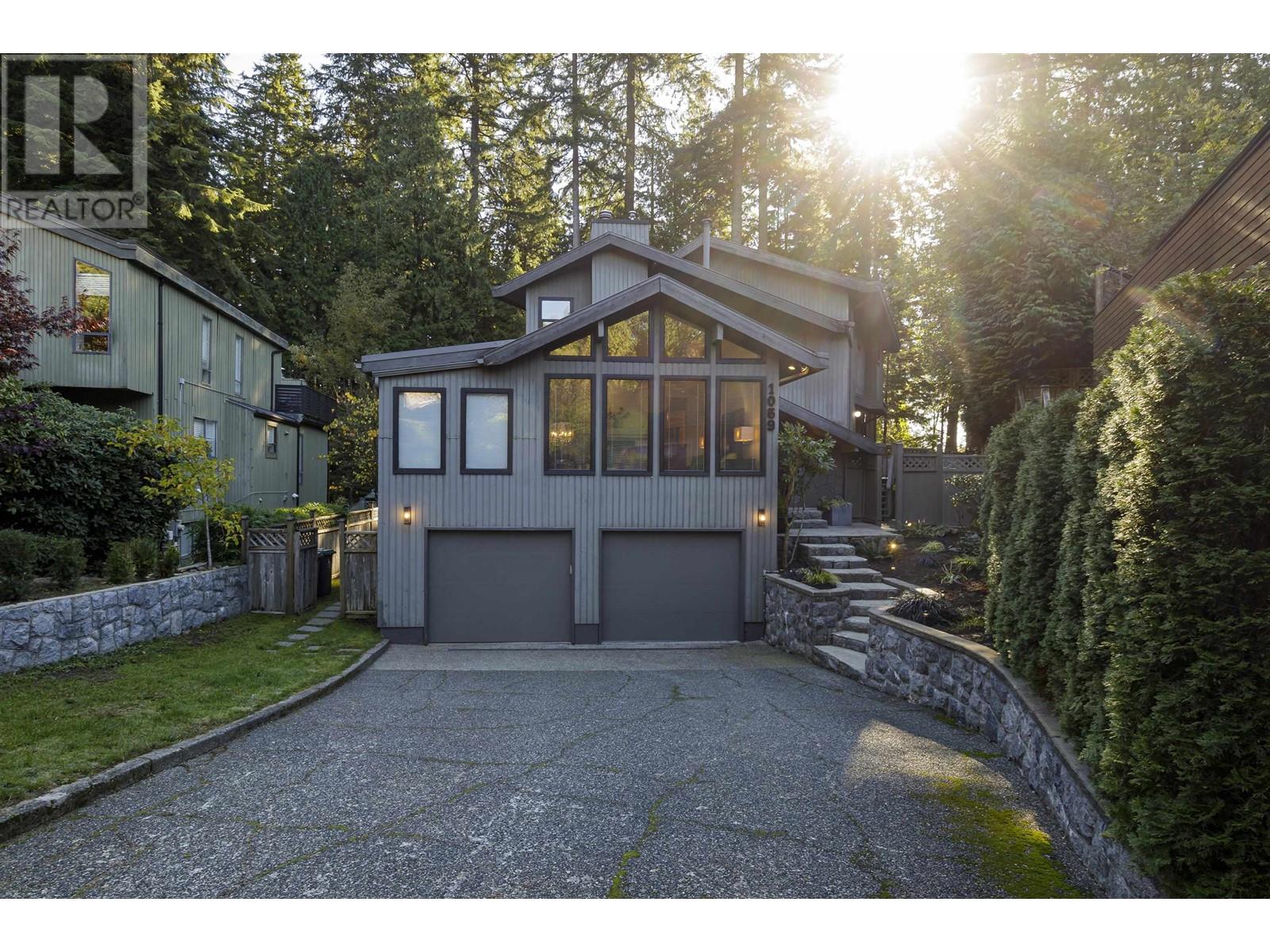 1069 Blue Grouse Way, North Vancouver, British Columbia  V7R 4N7 - Photo 1 - R2828550