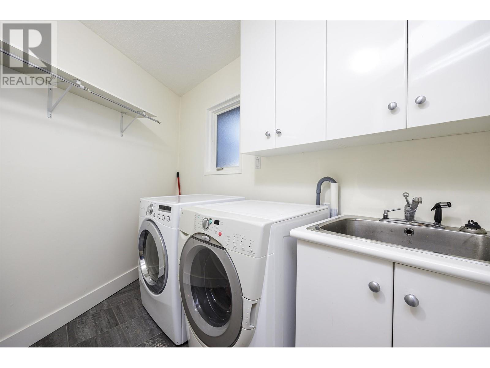 1069 Blue Grouse Way, North Vancouver, British Columbia  V7R 4N7 - Photo 37 - R2828550