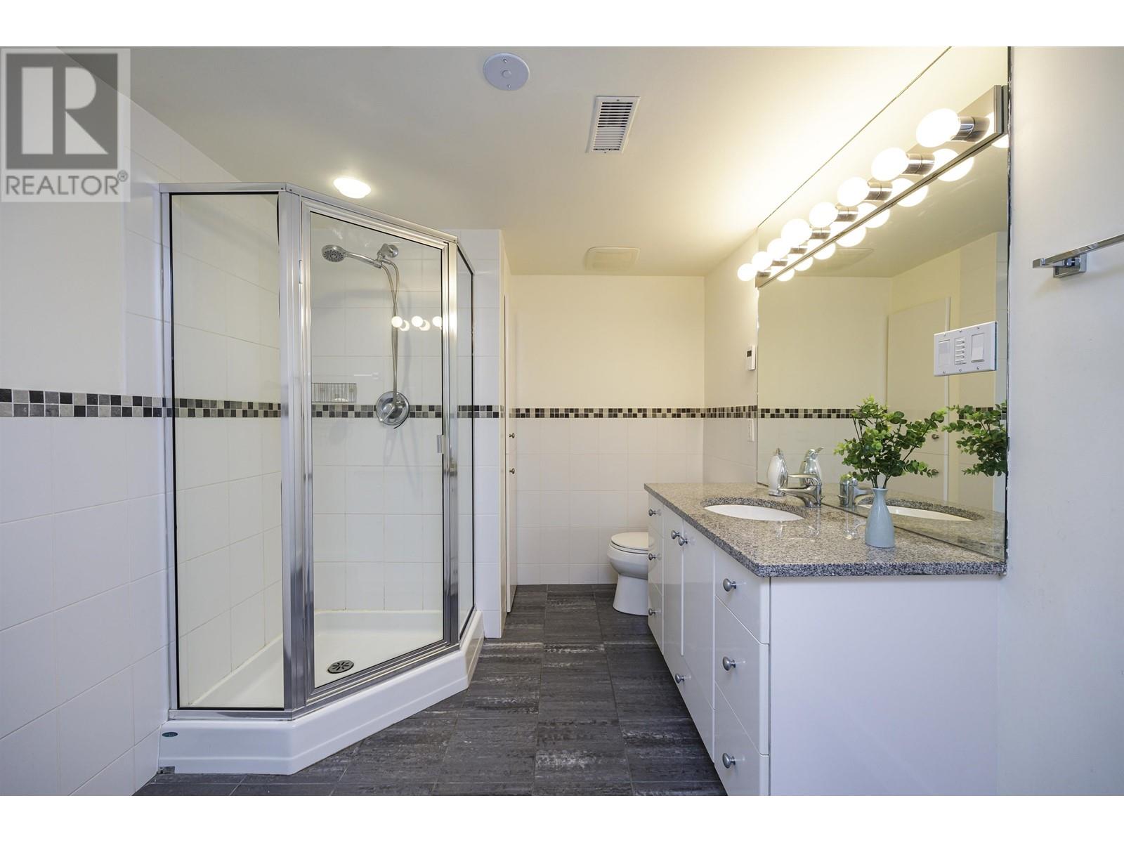 1069 Blue Grouse Way, North Vancouver, British Columbia  V7R 4N7 - Photo 32 - R2828550