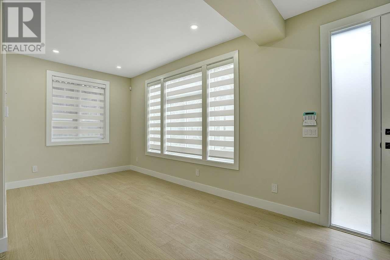 6009 Sprott Street, Burnaby, British Columbia  V5G 1T9 - Photo 3 - R2828183