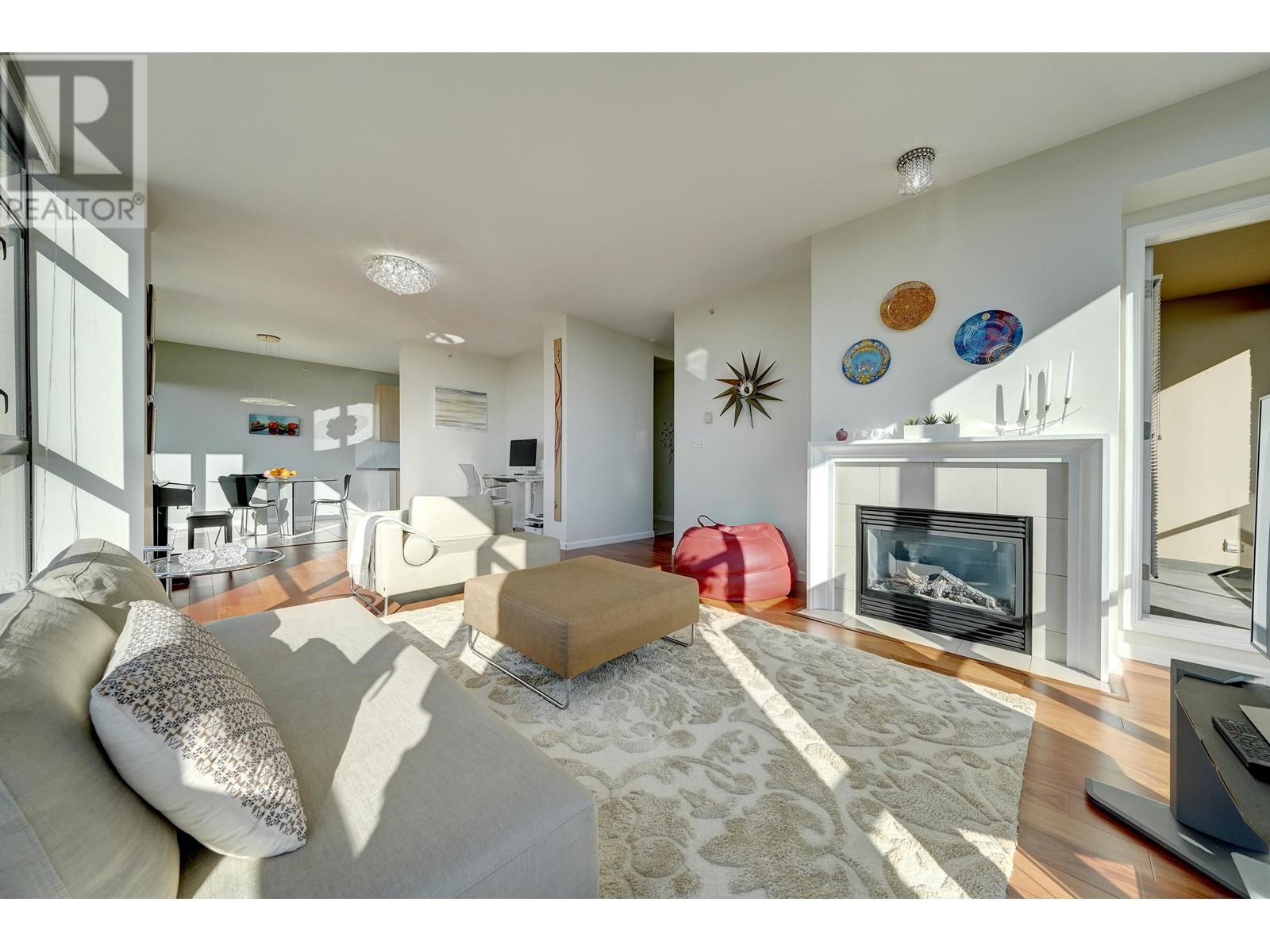 1701 7388 Sandborne Avenue, Burnaby, British Columbia  V3N 5C4 - Photo 11 - R2829279