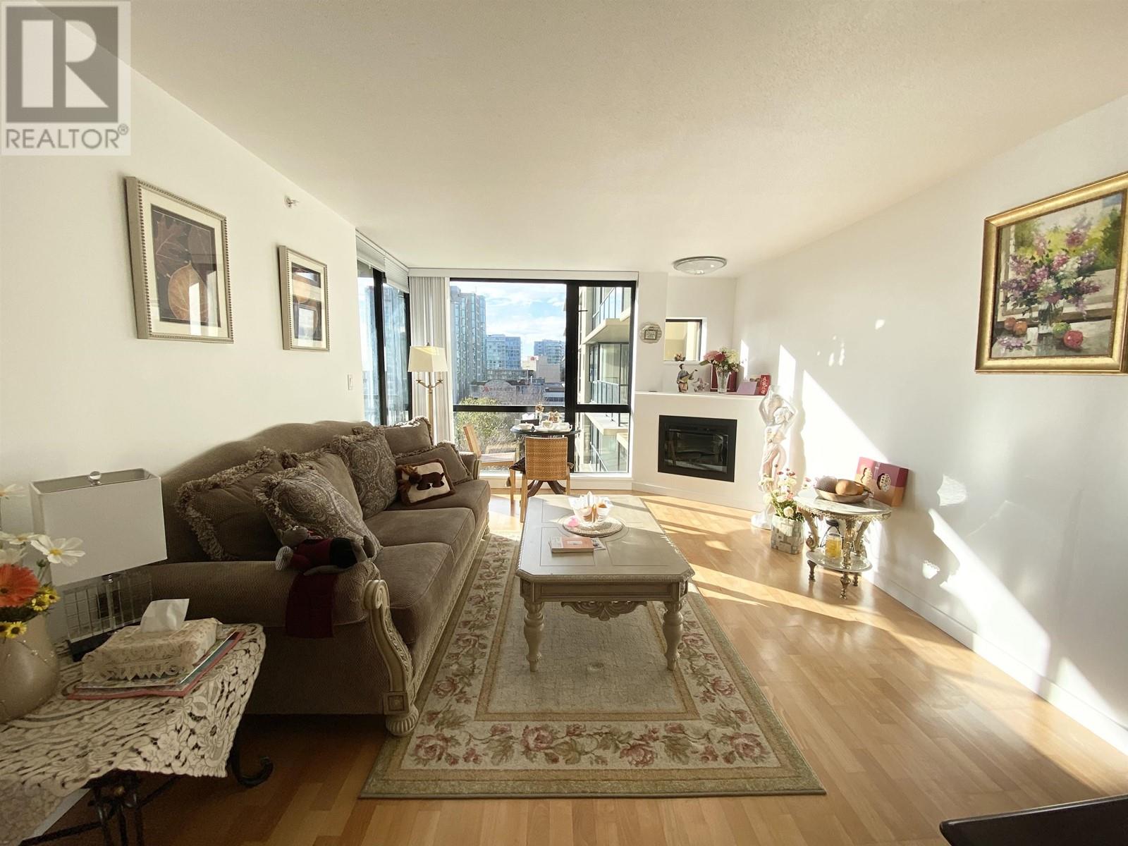 811 7831 WESTMINSTER HIGHWAY, richmond, British Columbia