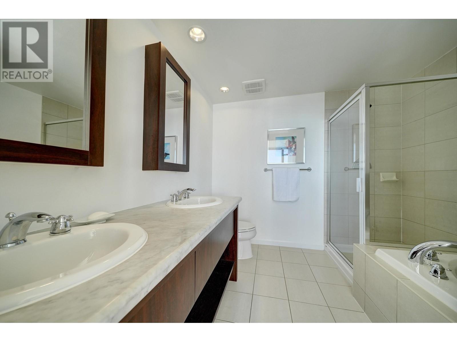 1701 7388 Sandborne Avenue, Burnaby, British Columbia  V3N 5C4 - Photo 24 - R2829279
