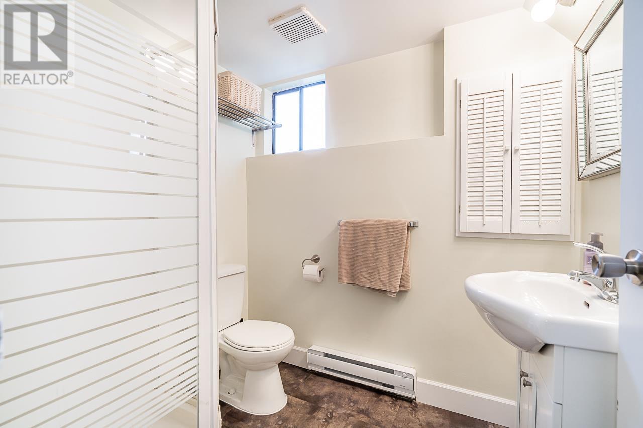 665 Foresthill Place, Port Moody, British Columbia  V3H 3A2 - Photo 30 - R2829268