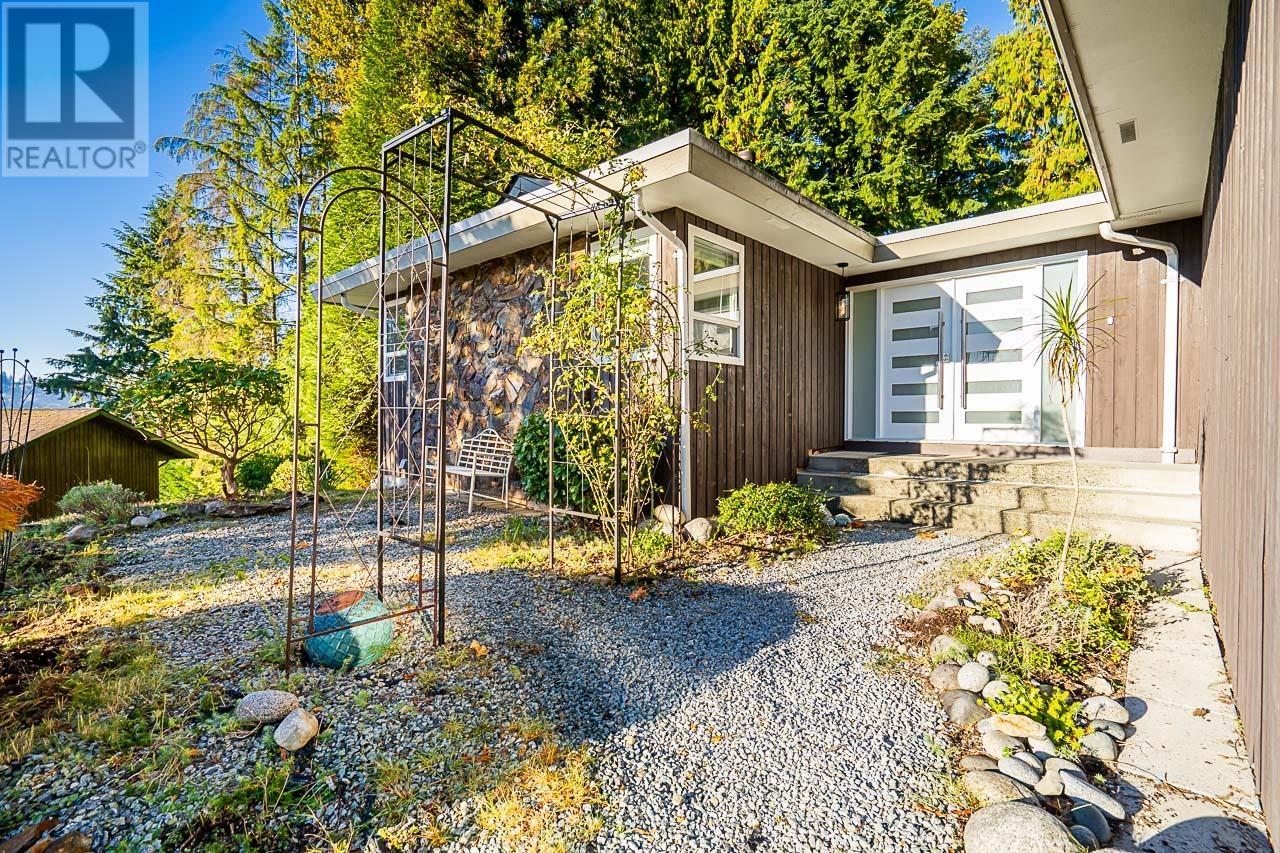665 Foresthill Place, Port Moody, British Columbia  V3H 3A2 - Photo 12 - R2829268