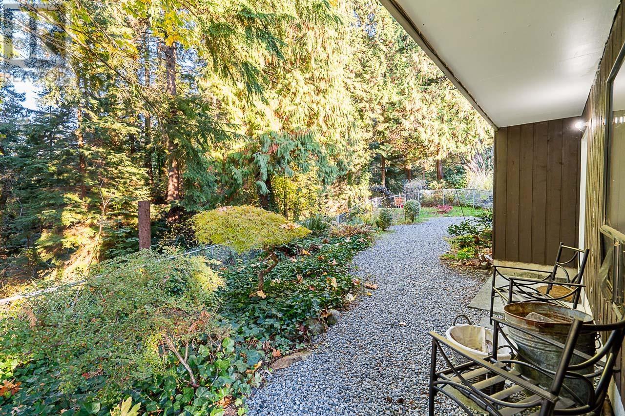 665 Foresthill Place, Port Moody, British Columbia  V3H 3A2 - Photo 14 - R2829268