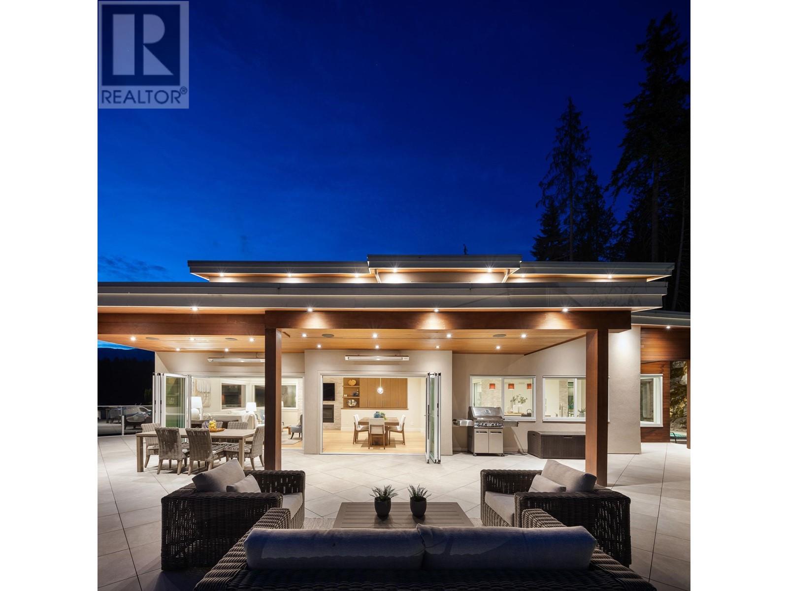 1513 Crystal Creek Drive, Port Moody, British Columbia  V3H 0A3 - Photo 2 - R2817553