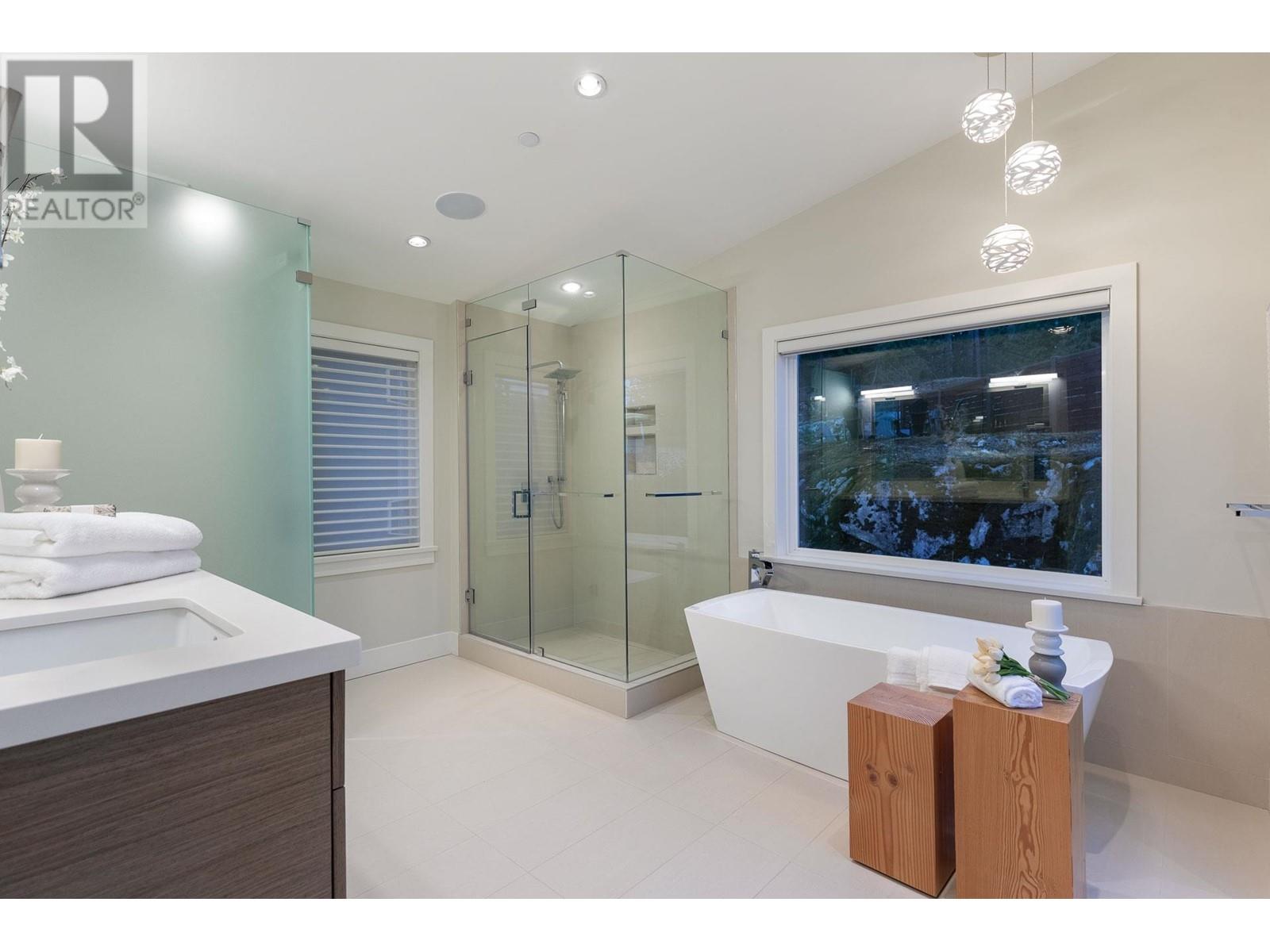 1513 Crystal Creek Drive, Port Moody, British Columbia  V3H 0A3 - Photo 20 - R2817553