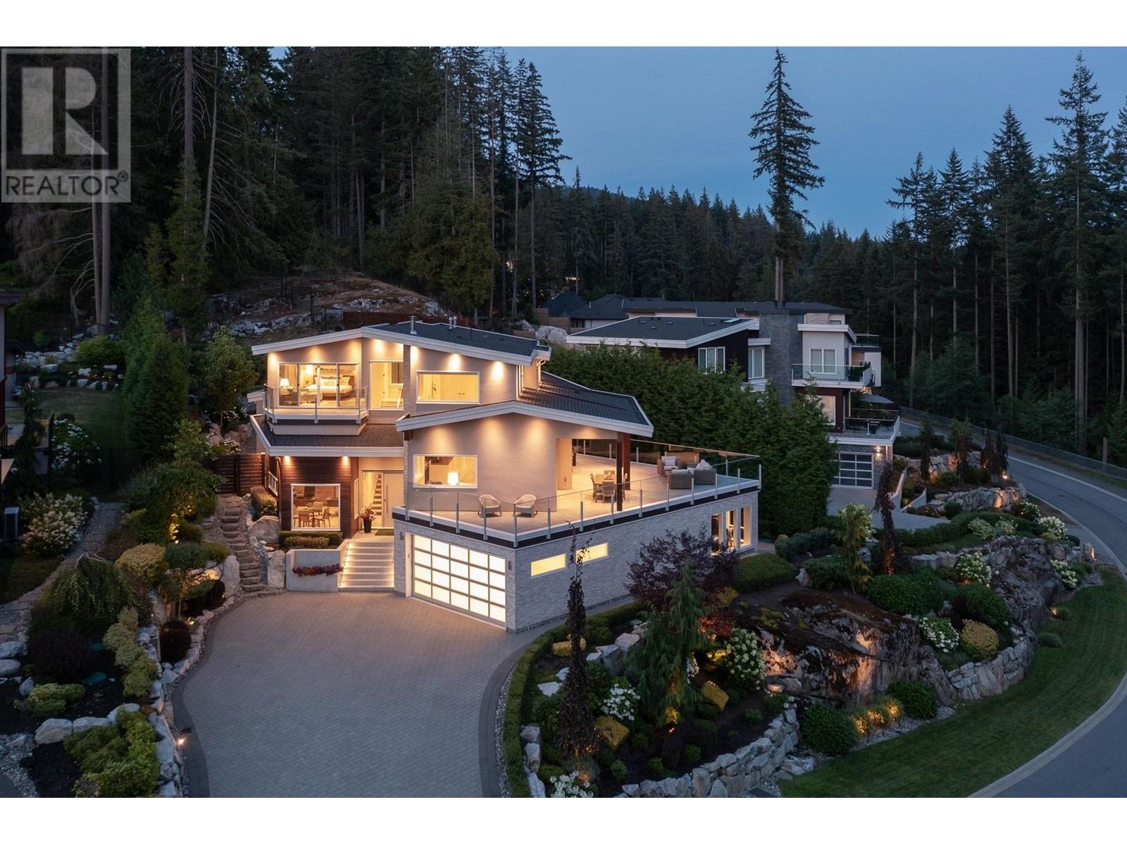 1513 Crystal Creek Drive, Port Moody, British Columbia  V3H 0A3 - Photo 31 - R2817553