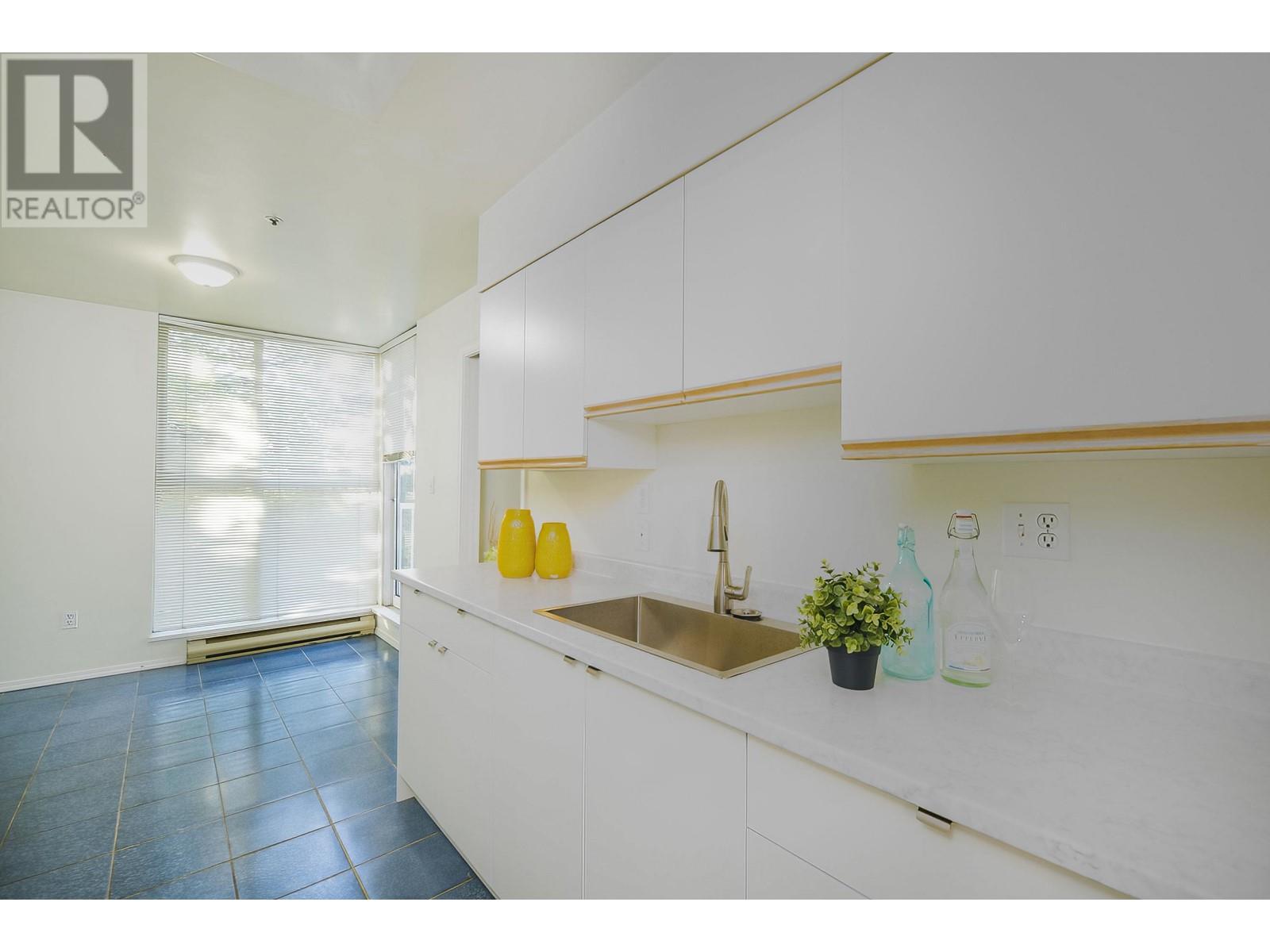 201 7700 Gilbert Road, Richmond, British Columbia  V7C 3W2 - Photo 14 - R2829255