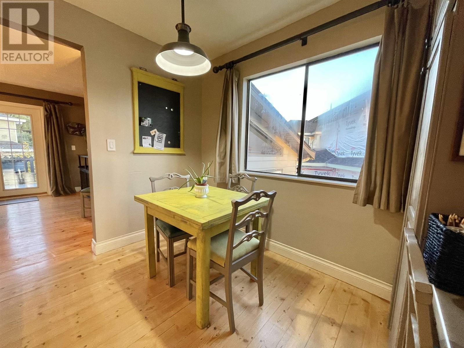 10880 Springwood Court, Richmond, British Columbia  V7E 1Y1 - Photo 5 - R2828509