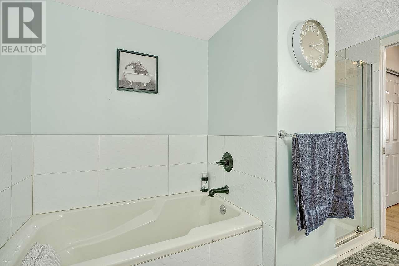 302 25 Richmond Street, New Westminster, British Columbia  V3L 5P9 - Photo 10 - R2827856