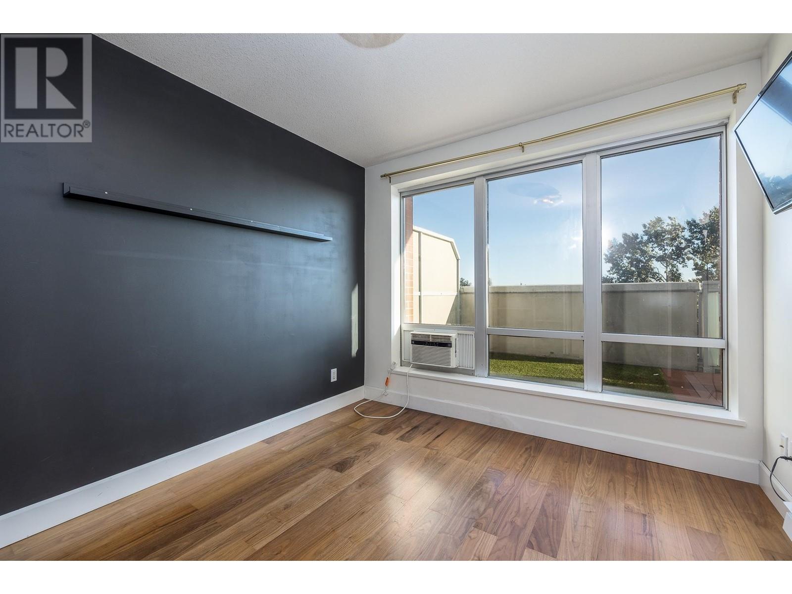 506 3811 Hastings Street, Burnaby, British Columbia  V5C 2H7 - Photo 10 - R2825732