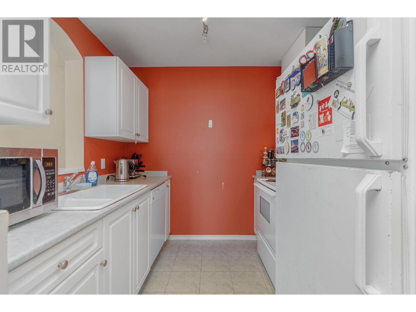 409 3628 Rae Avenue, Vancouver, British Columbia  V5R 2P5 - Photo 7 - R2828999