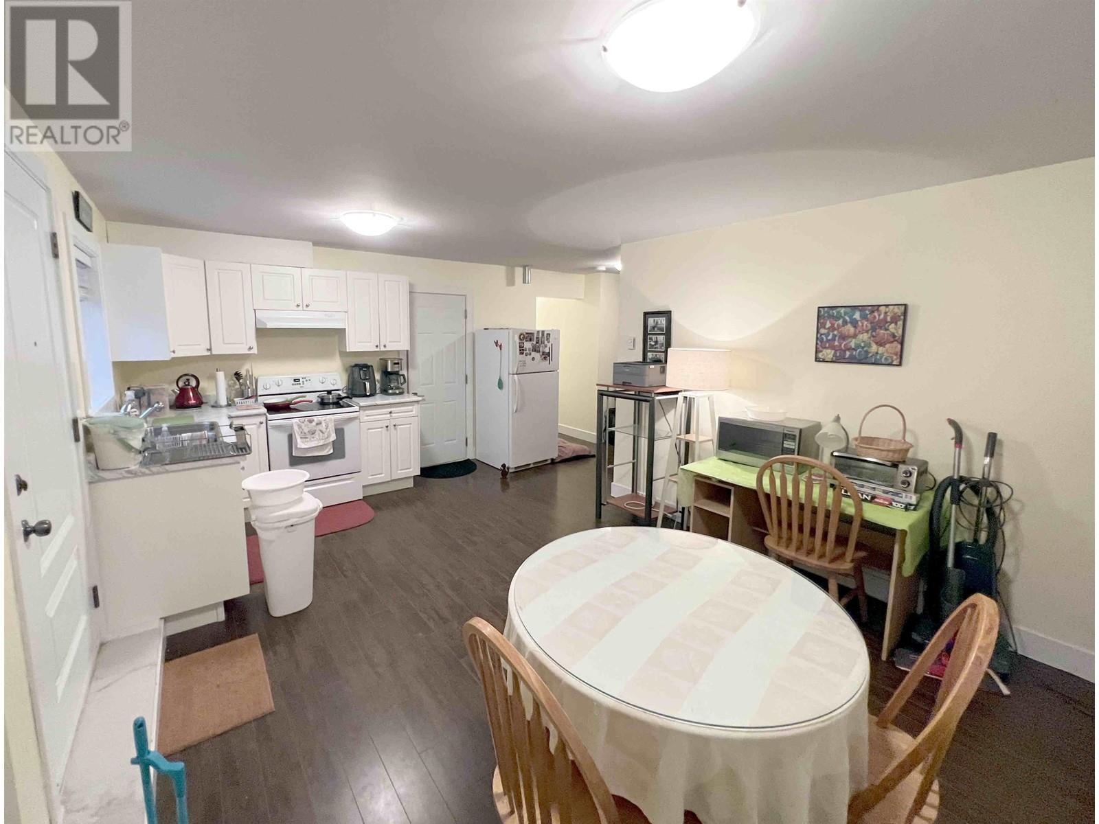 1401 Trafalgar Street, Coquitlam, British Columbia  V3E 0H5 - Photo 18 - R2827276