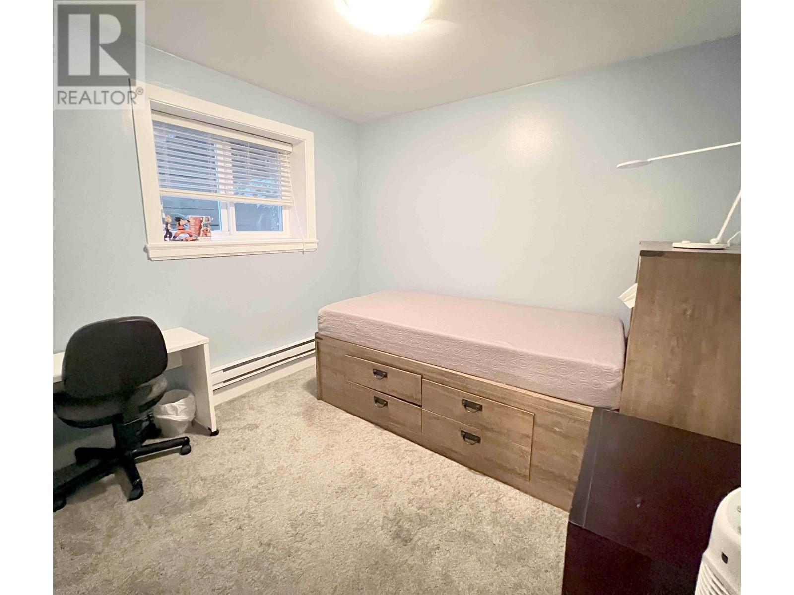 1401 Trafalgar Street, Coquitlam, British Columbia  V3E 0H5 - Photo 19 - R2827276