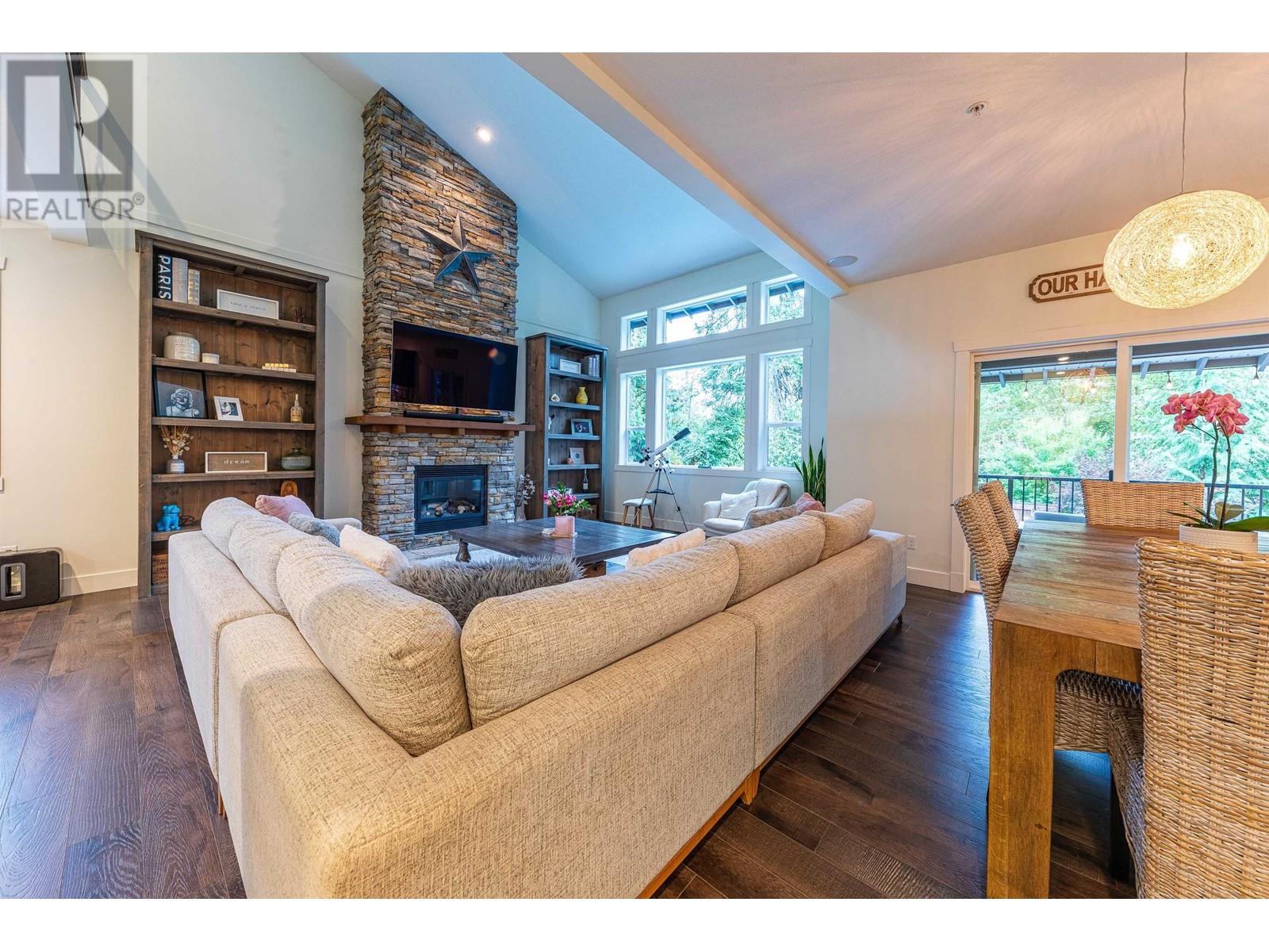 13478 229 Loop, Maple Ridge, British Columbia  V4R 0E5 - Photo 7 - R2823653