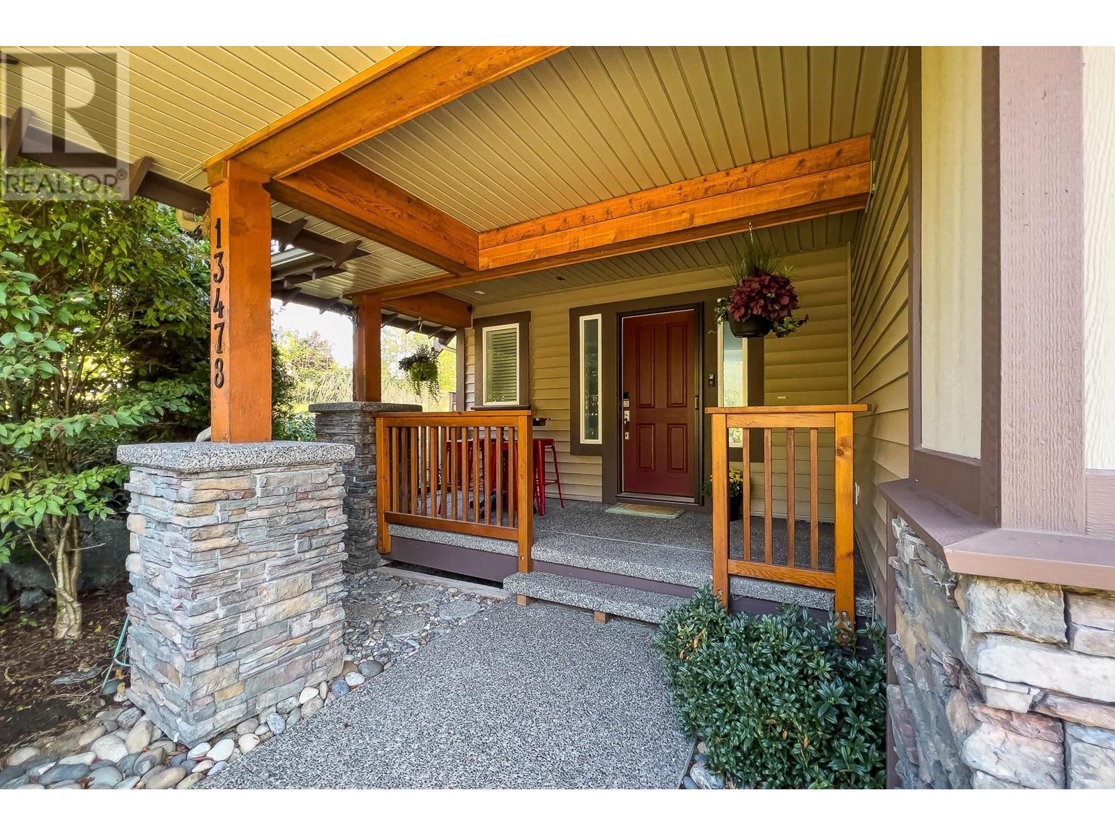 13478 229 Loop, Maple Ridge, British Columbia  V4R 0E5 - Photo 5 - R2823653