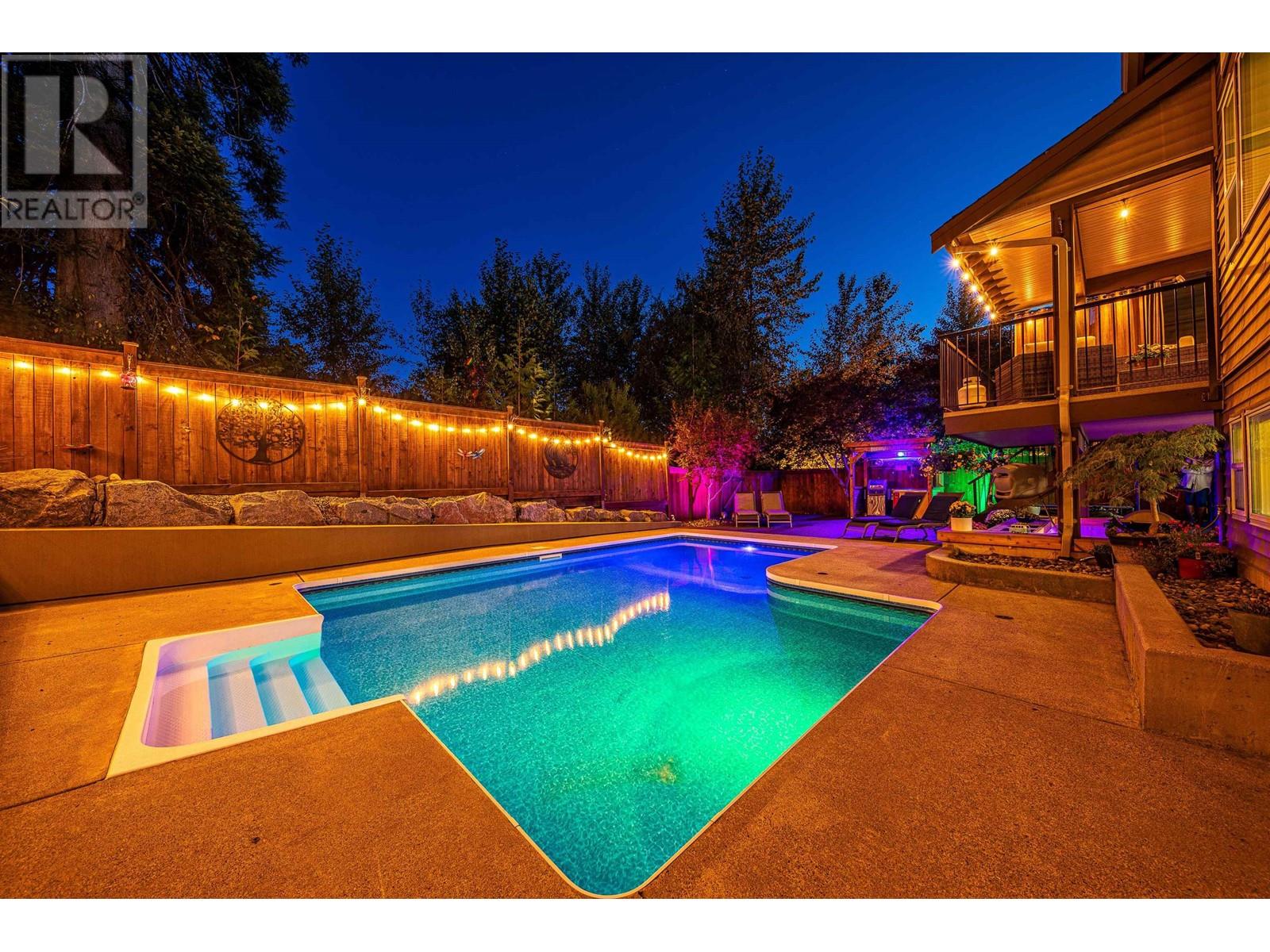 13478 229 Loop, Maple Ridge, British Columbia  V4R 0E5 - Photo 3 - R2823653