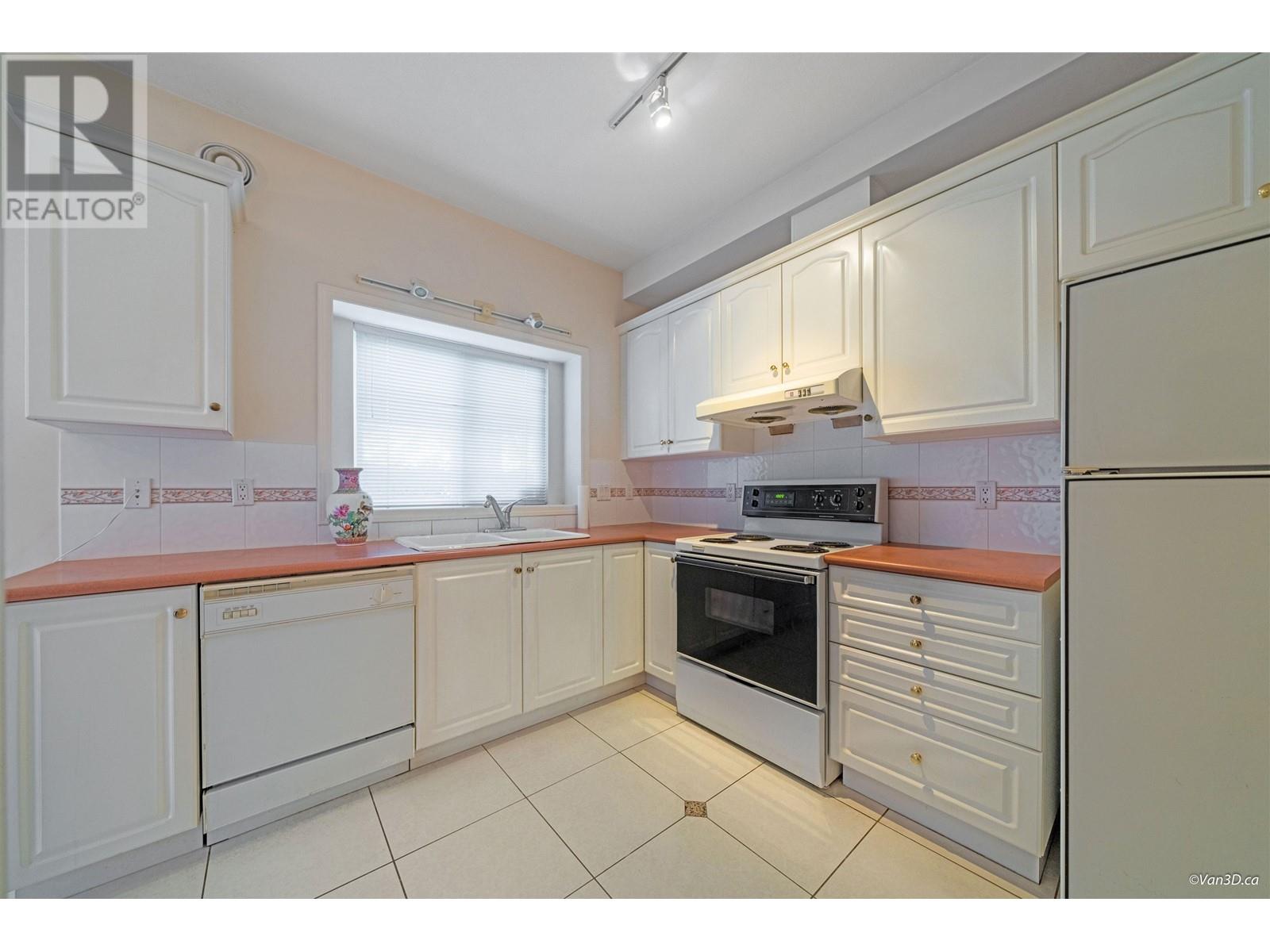 7 7980 Moffatt Road, Richmond, British Columbia  V6Y 1X8 - Photo 12 - R2829307