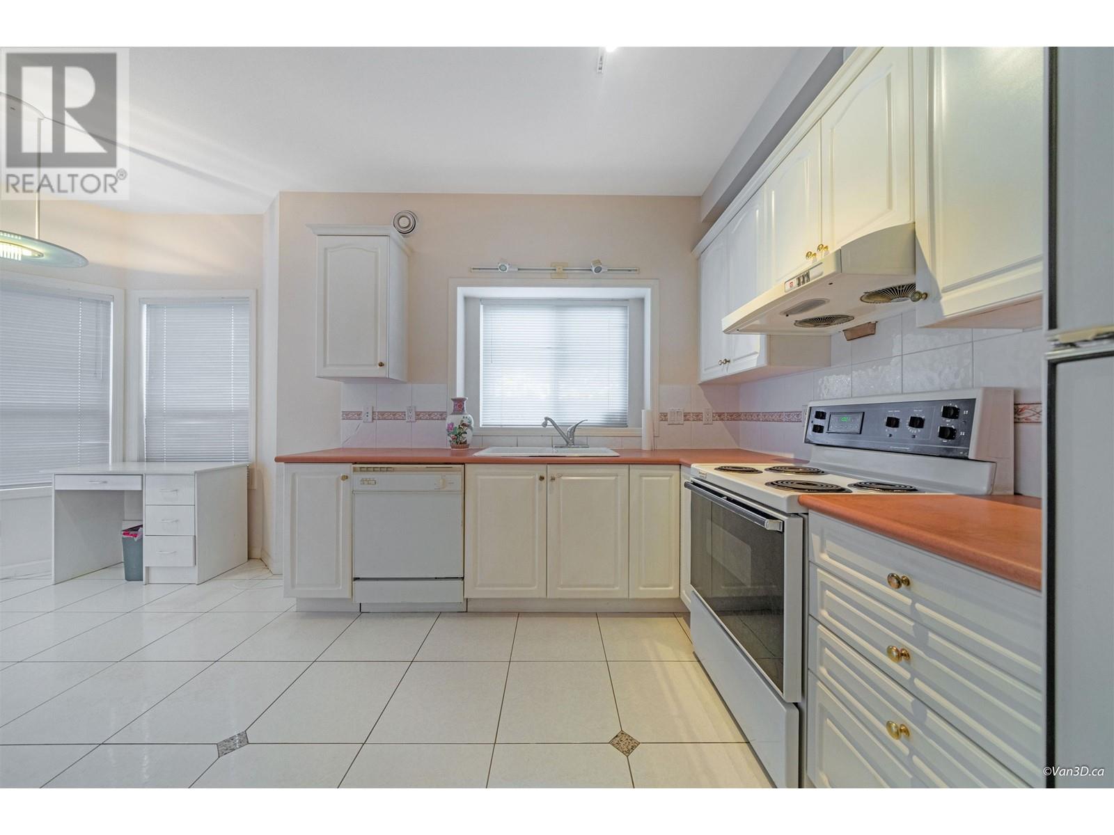 7 7980 Moffatt Road, Richmond, British Columbia  V6Y 1X8 - Photo 13 - R2829307