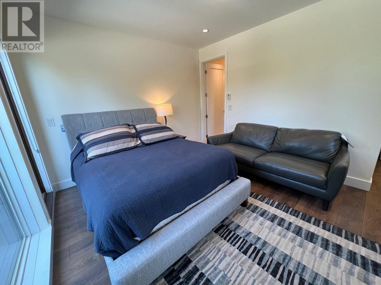 2520 Lloyd Avenue, North Vancouver, British Columbia  V7R 3X1 - Photo 24 - R2829310