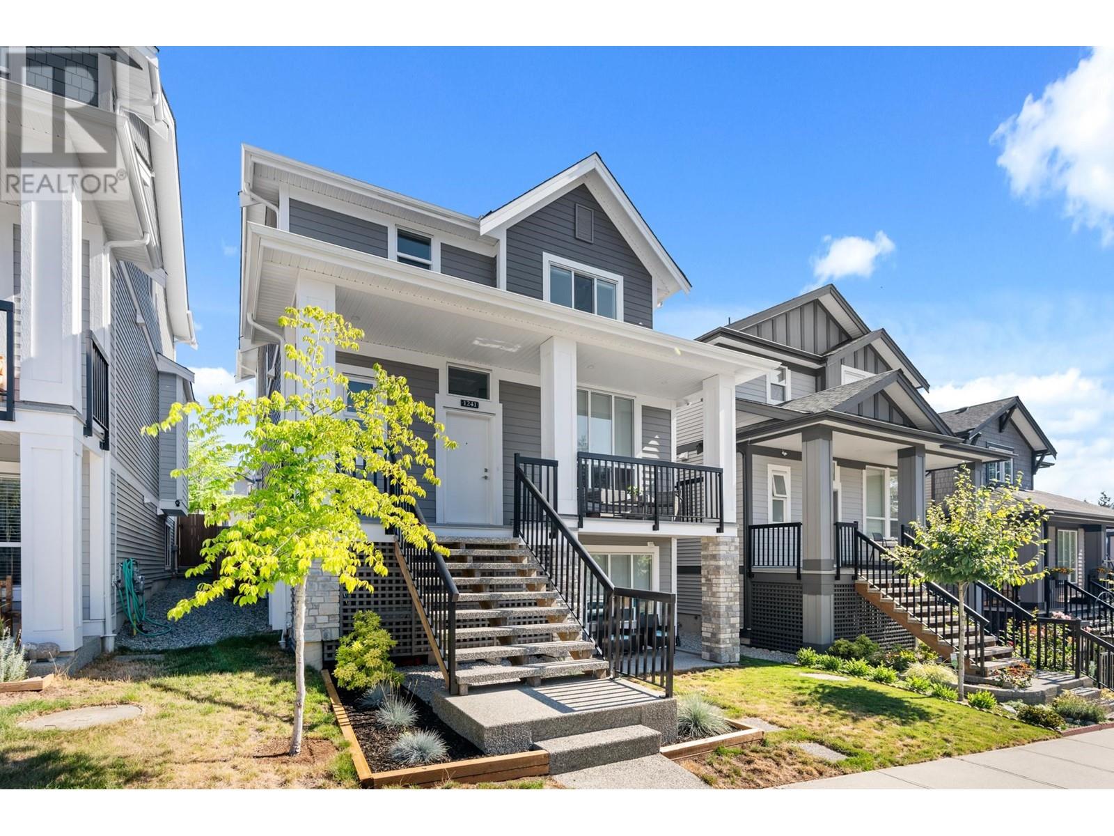 1241 Mitchell Street, Coquitlam, British Columbia  V3B 2W7 - Photo 2 - R2824324