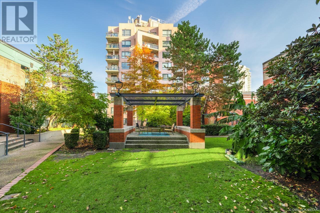 2402 289 Drake Street, Vancouver, British Columbia  V6B 5Z5 - Photo 4 - R2829325