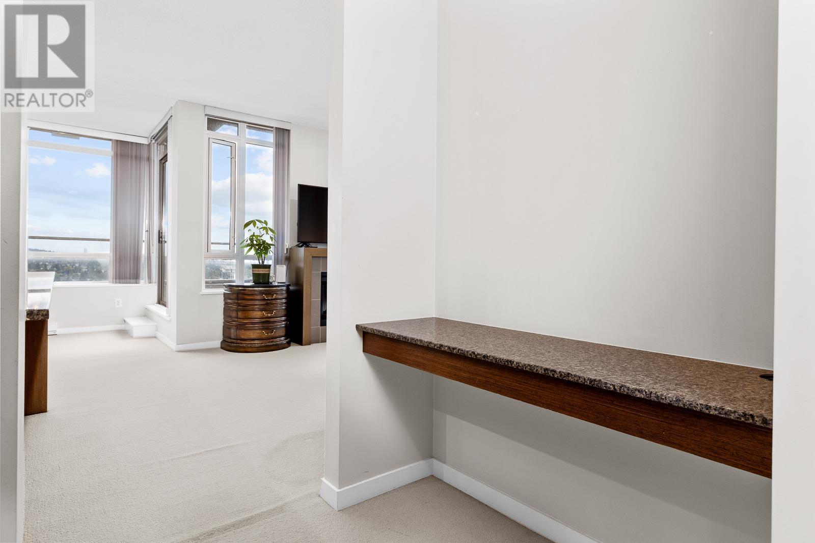 2805 4888 Brentwood Drive, Burnaby, British Columbia  V5C 0C6 - Photo 5 - R2829376