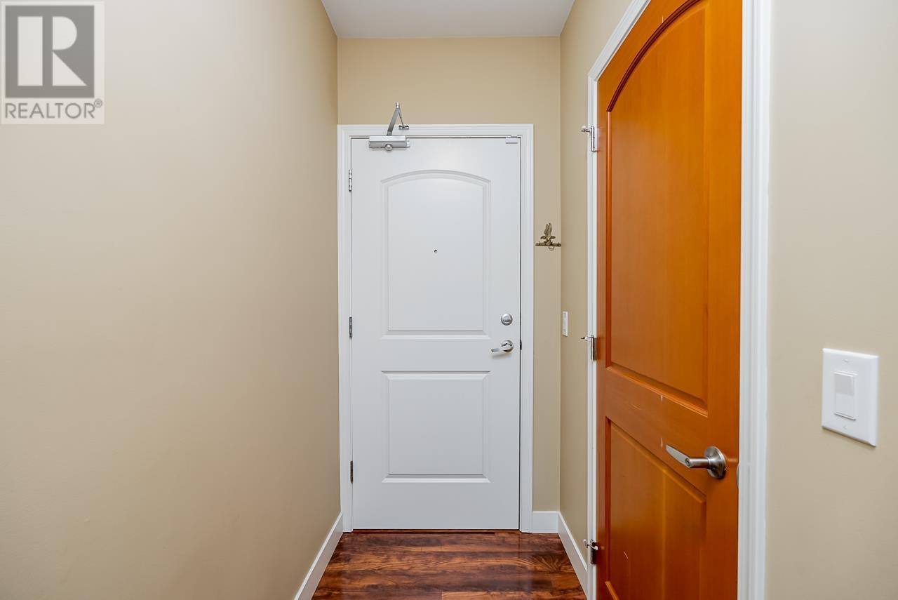 207 11887 Burnett Street, Maple Ridge, British Columbia  V2X 6P6 - Photo 5 - R2829378