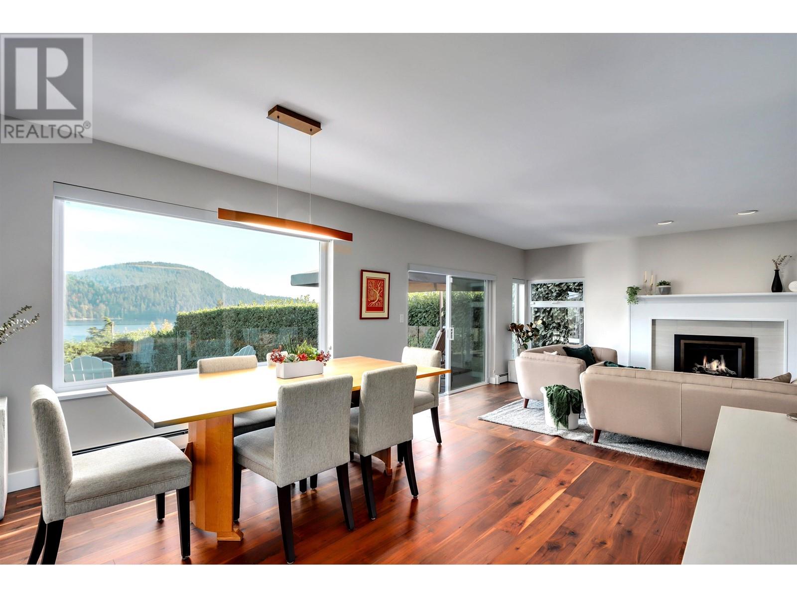 654 Roslyn Boulevard, North Vancouver, British Columbia  V7G 1P3 - Photo 10 - R2829322