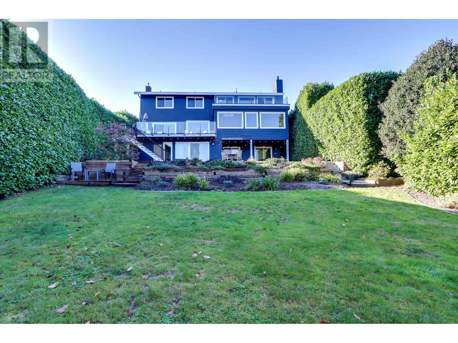 654 Roslyn Boulevard, North Vancouver, British Columbia  V7G 1P3 - Photo 35 - R2829322