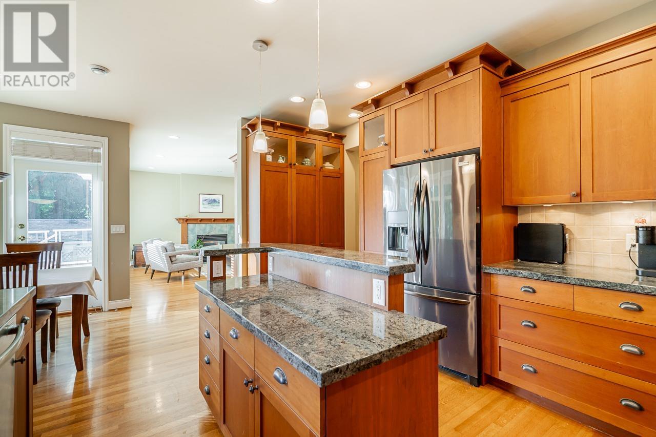 550 Keith Road, West Vancouver, British Columbia  V7T 1L7 - Photo 14 - R2829342