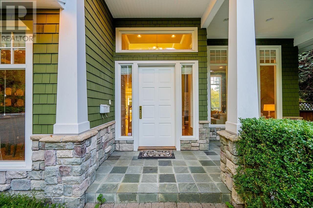 550 Keith Road, West Vancouver, British Columbia  V7T 1L7 - Photo 3 - R2829342
