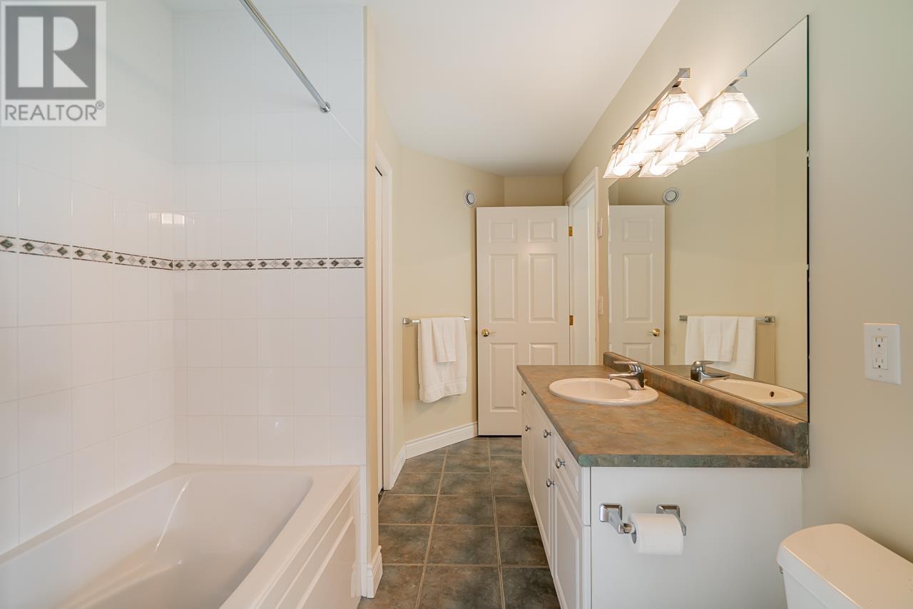 550 Keith Road, West Vancouver, British Columbia  V7T 1L7 - Photo 32 - R2829342