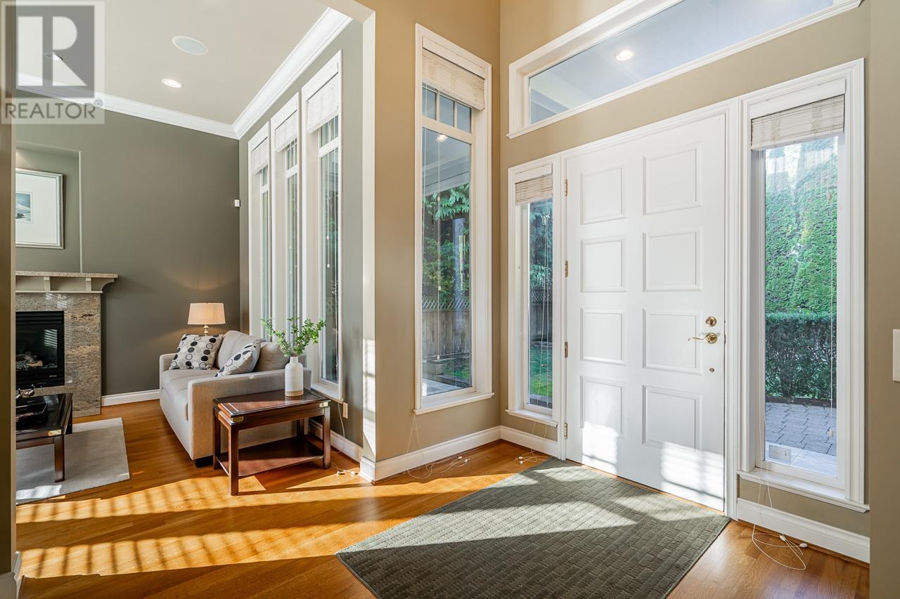 550 Keith Road, West Vancouver, British Columbia  V7T 1L7 - Photo 5 - R2829342