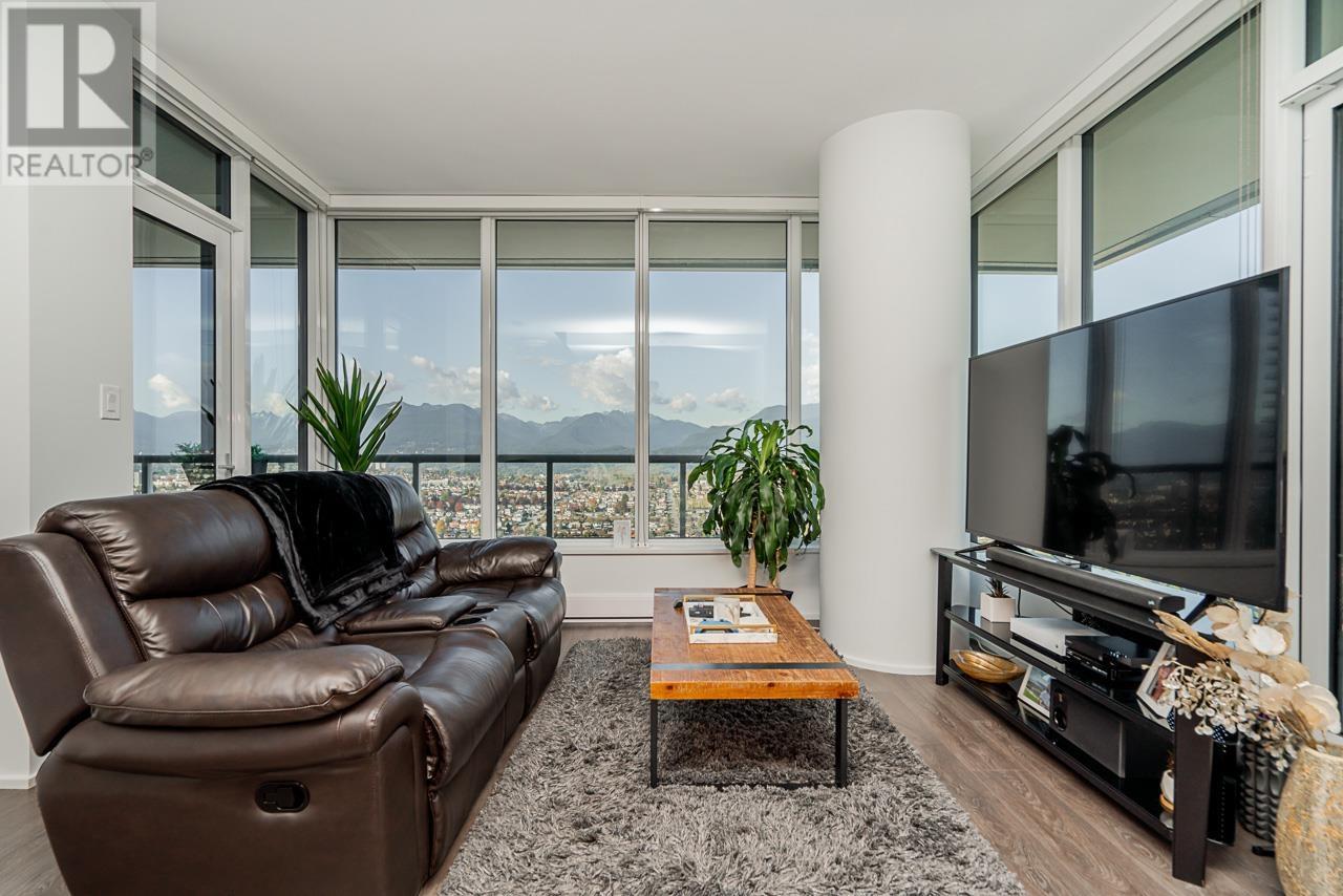 4612 1955 Alpha Way, Burnaby, British Columbia  V5C 0K6 - Photo 2 - R2828991