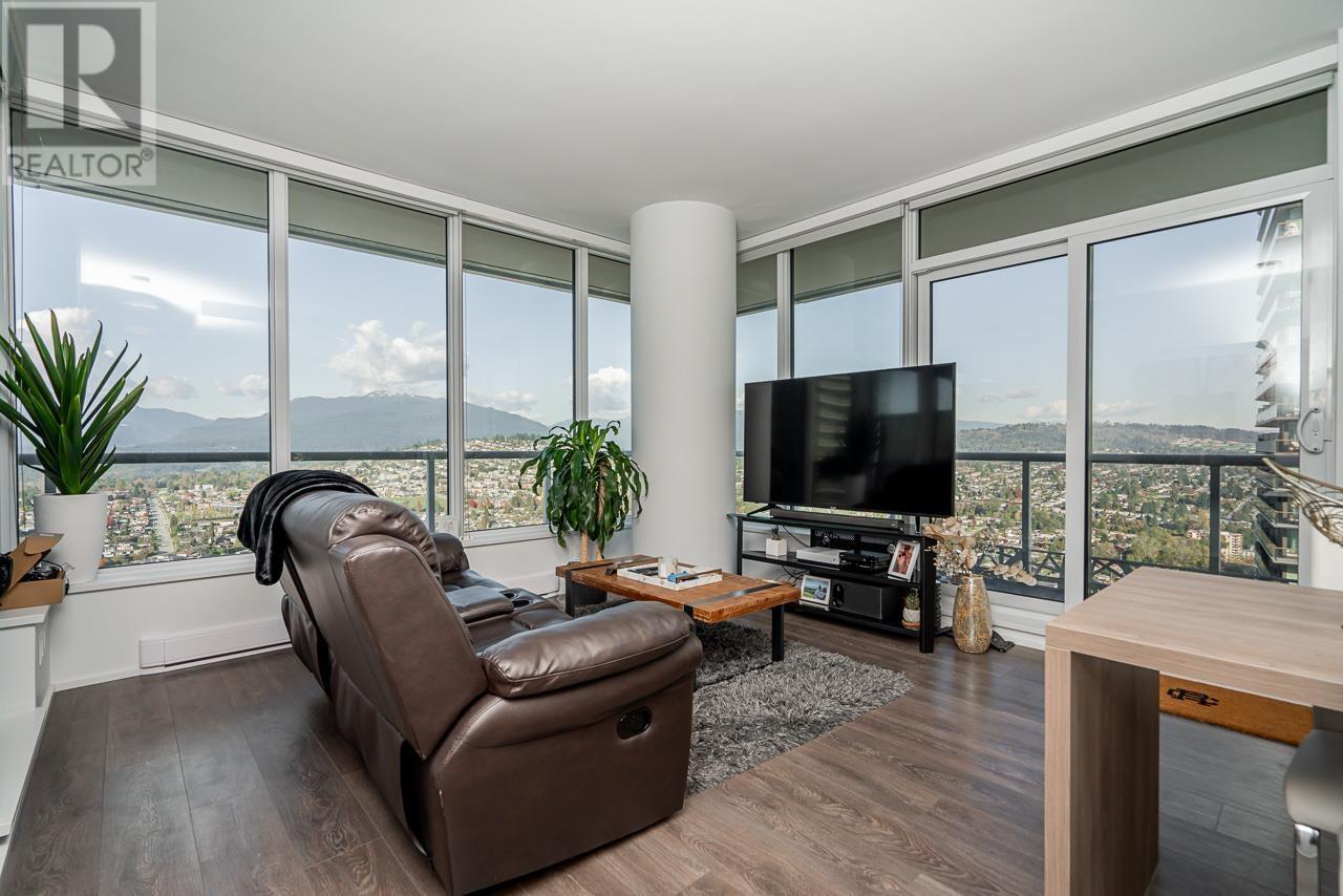 4612 1955 ALPHA WAY, burnaby, British Columbia